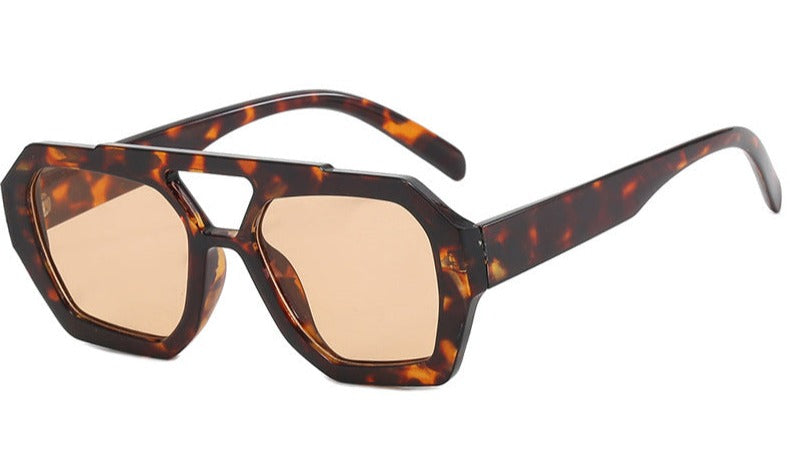 Oversized Vierkante Zonnebril voor Trendy en Statement Look.