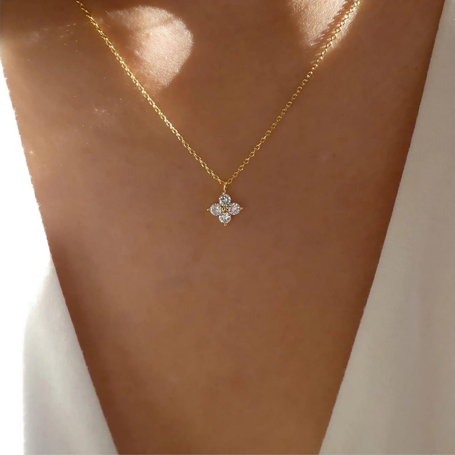 Minimalistische Kristal Hanger Ketting Dames – Tijdloze Elegantie
