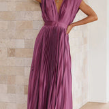 Lila Geplooide Midi Jurk met Diepe V-Hals