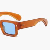 Vierkante Zonnebril met Gekleurd Montuur voor Trendy Look