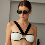 Cat Eye Zonnebril Zwart voor Trendy en Elegante Look.