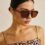 Schildpad Zonnebril met Vierkant Frame voor Trendy Look