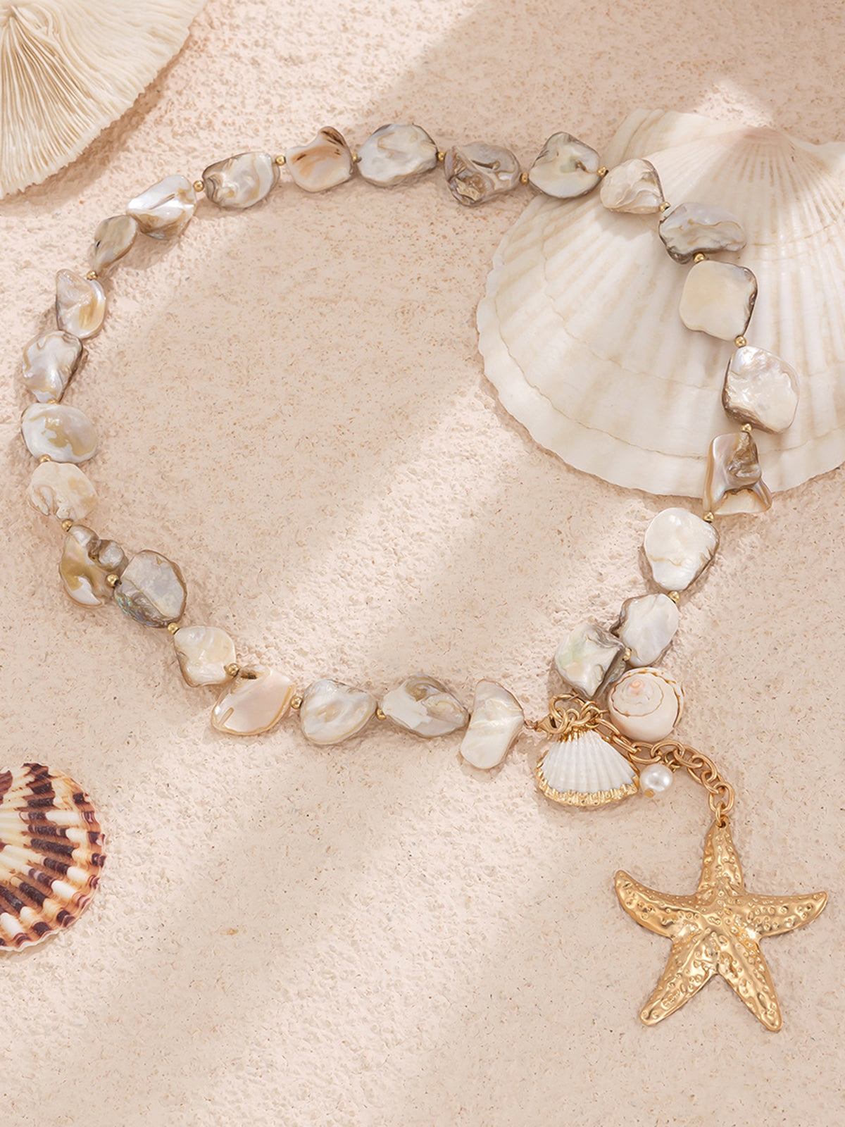 Zeester Ketting met Schelp Details voor Zomerse Look.