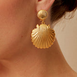 Gouden Schelp Statement Oorbellen voor Elegante Look