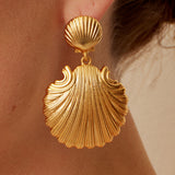 Gouden Schelp Statement Oorbellen voor Elegante Look