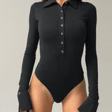 Elegante Bodysuit met Kraag en Knopen