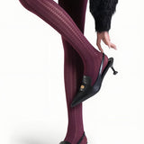 Geribde Bordeaux Panty voor Elegante en Warme Look