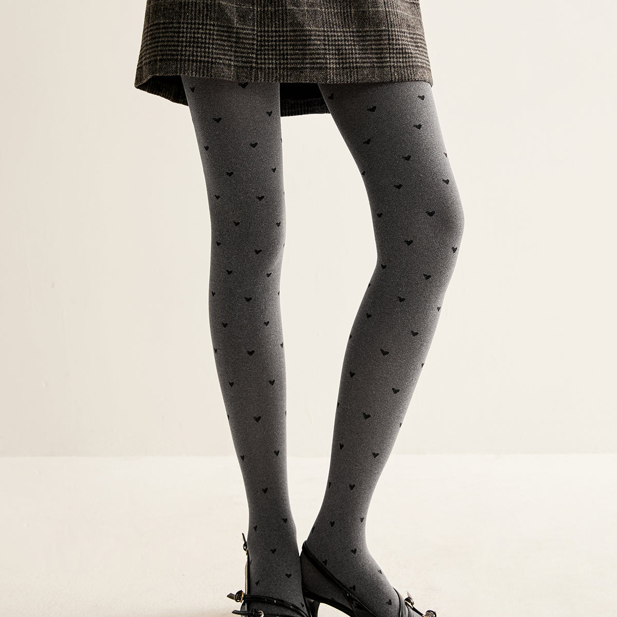 Grijze Panty met Stippen voor Speelse en Elegante Look.
