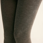 Warme Grijze Panty voor Comfortabele en Tijdloze Look.