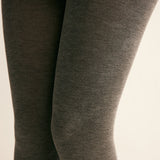 Warme Grijze Panty voor Comfortabele en Tijdloze Look.