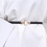 Elegante Taille Riem met Gouden Gesp voor Verfijnde Look.