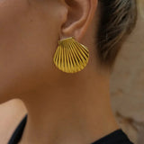 Schelp Oorbellen Goud voor Statement en Elegante Look