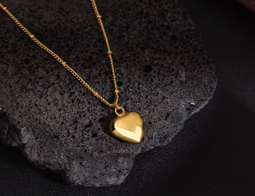 Gouden Ketting met Hartvormige Hanger.