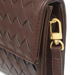 Gevlochten Clutch Tas met Luxe Sluiting.