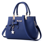 Charm Chic Bag – Elegant, Speels & Altijd Vrouwelijk.