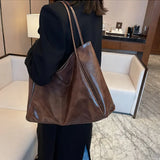 Ruime schoudertas voor dames, minimalistisch design