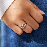 Dames Ring Zilver met Handen Design