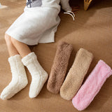 Witte Pluche Dames Huissokken