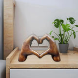 Houten Hartbeeld Bruin met Handen Design