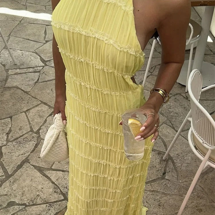 Gele Halter Maxi Jurk met Geplooide Structuur.