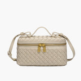 Luxe Gevlochten Handtas – Compacte Dames Tas voor Avond en Dag.