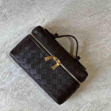 Luxe Gevlochten Handtas – Compacte Dames Tas voor Avond en Dag.