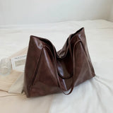 Ruime schoudertas voor dames, minimalistisch design